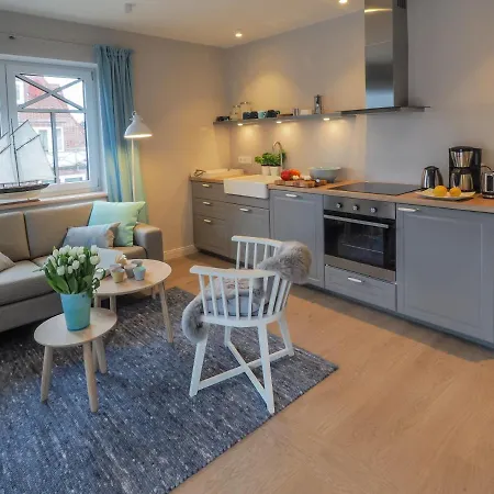 Strandpalais Kajuete Apartamento *